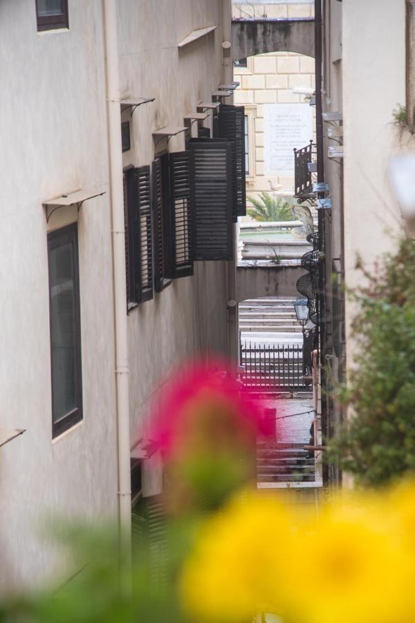 Casa Annuccia Ai Quattro Canti Di Citta パレルモ エクステリア 写真